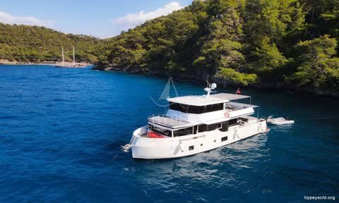 Trawler HY-208431