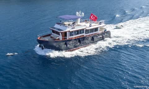 Trawler HY-255305