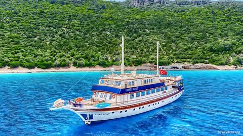 Gulet Love Boat