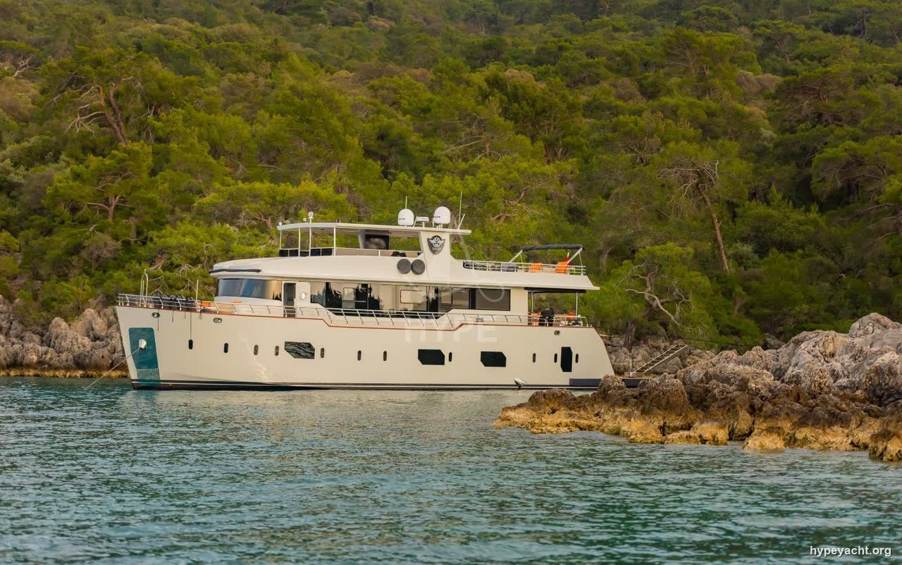 Trawler Simay M: Foto 1